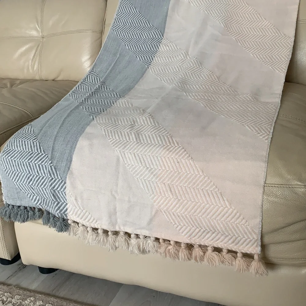 Vince Camuto pale‎ Pink and Grey Scarf pom pom pom